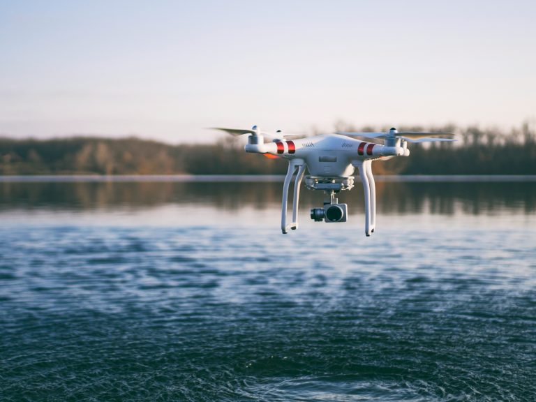 Drones et télécommunications : améliorer la couverture et les services